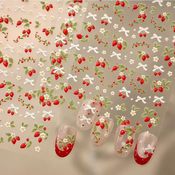 Autocollants 5D pour ongles motif vigne de fraises printanières