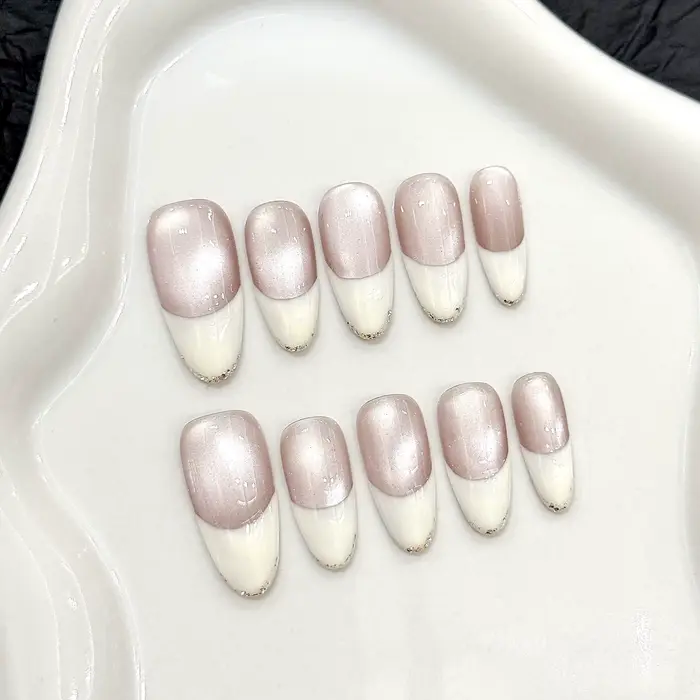 Presse rose faite à la main sur les ongles Simple Cateye ovale longueur moyenne portable faux
