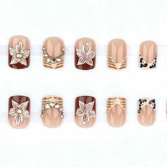 24 faux ongles de style français à motif léopard - Style Hot Girl