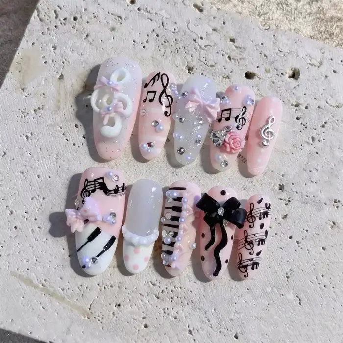 10 faux ongles ovales longs roses et noirs