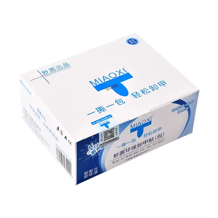 Lingettes en papier pour dissolvant de vernis à ongles