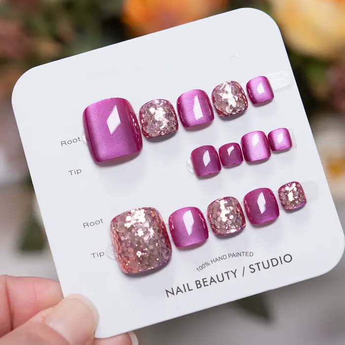 Faux ongles brillants avec paillettes
