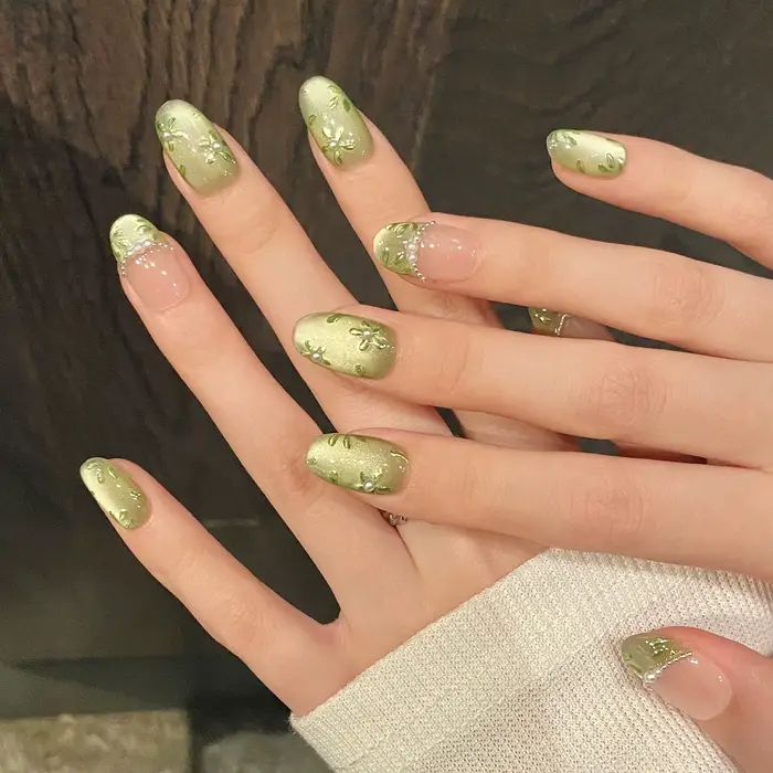 10 pièces vert clair à la main presse sur les ongles peint