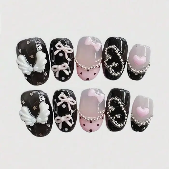 Nail art circulaire court pressé à la main