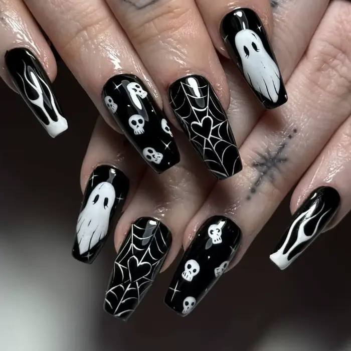 2025 Halloween faux ongles noir gothique Punk amande cercueil presse