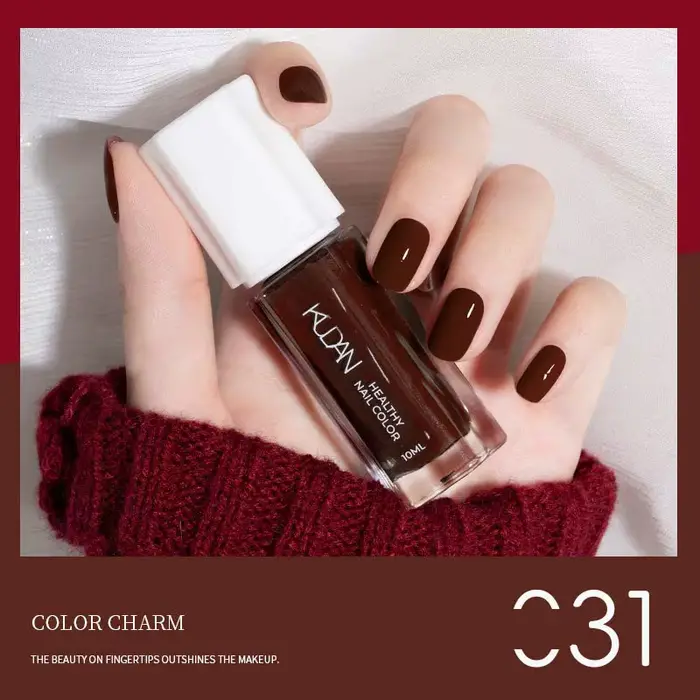 Vernis à ongles coloré à Base d'eau