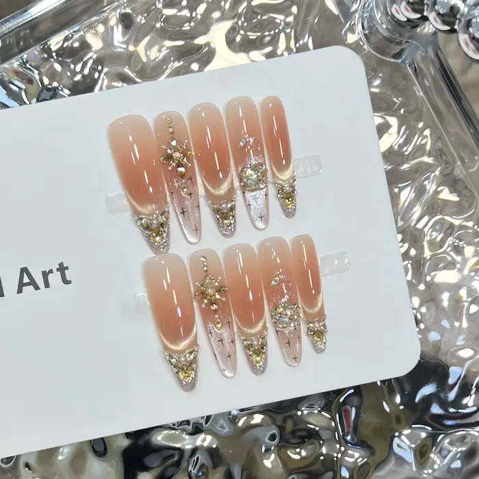 Faux ongles à presser French Manucure Effet Œil de Chat Nœud Papillon Zircon