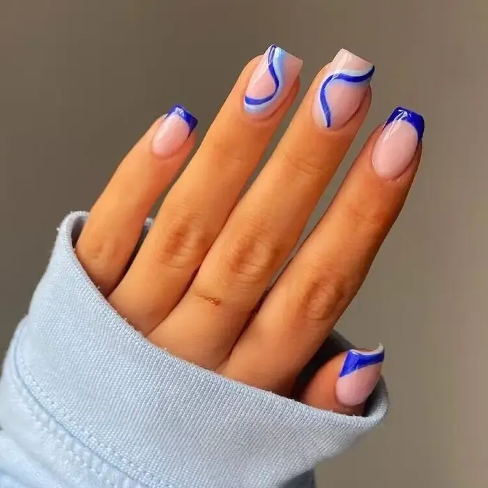 Faux ongles français courts carrés blancs réutilisables