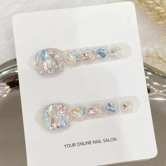 Presse faite à la main sur les ongles paillettes transparentes faux