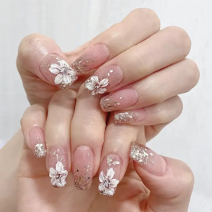 Faux ongles mi-longs pour femmes et filles