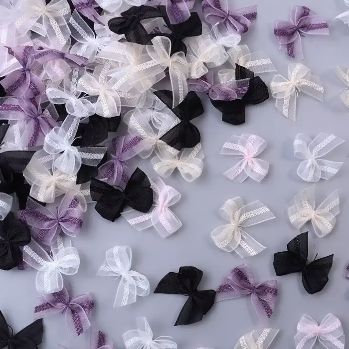 Mini nœuds en organza et mousseline