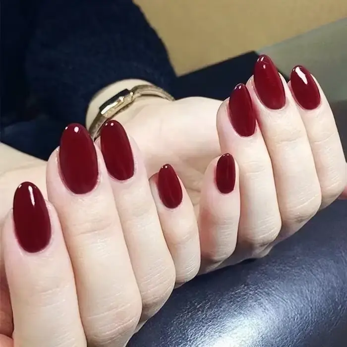 24 pièces ongles artificiels rouge vin portable avec colle faux