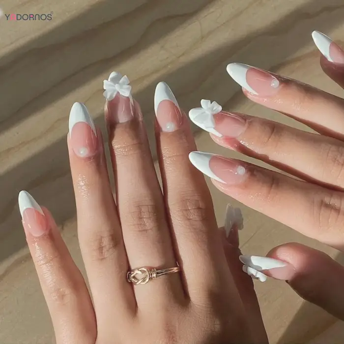 Faux ongles blancs de Style français, rose doux, à pression, Design avec nœud papillon 3D, breloque