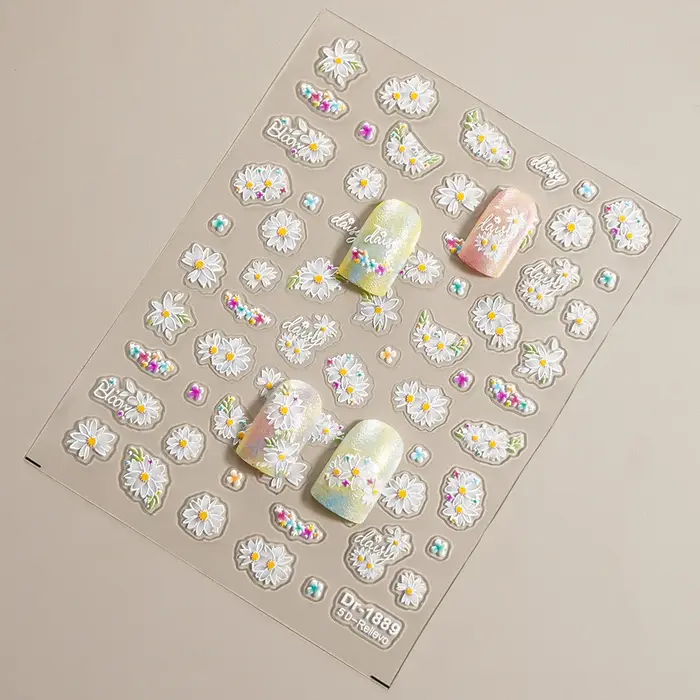 Autocollants pour ongles en forme de fleur de marguerite 3D