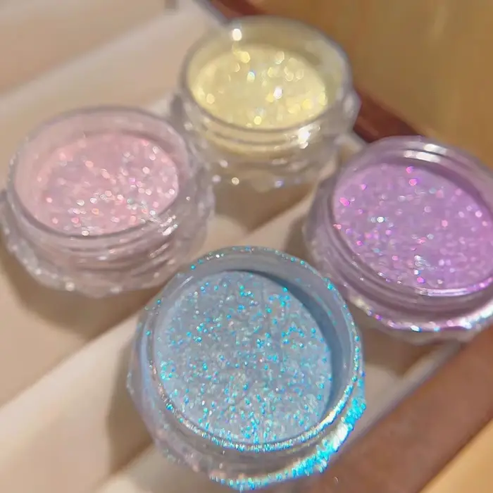 Poudre à ongles effet perle
