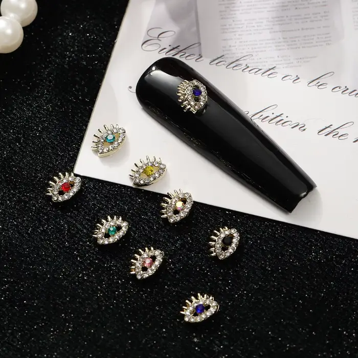 Cabochons de Mauvais Œil en Or pour Décoration d'Ongles