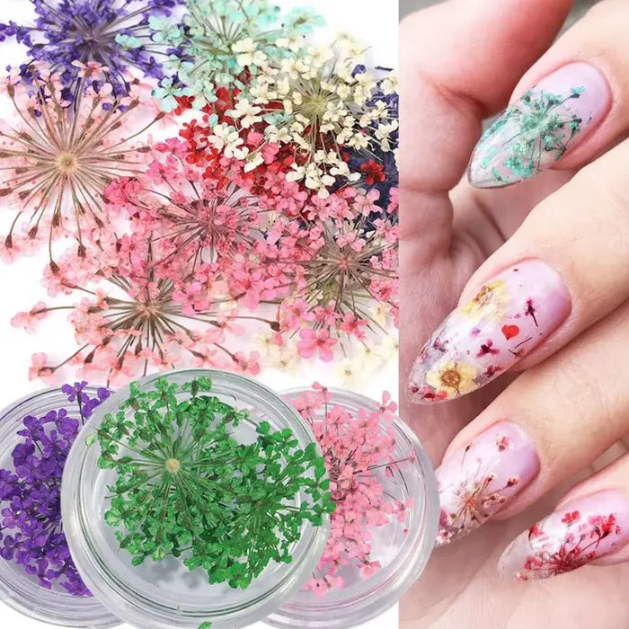 1 boîte de breloques pour ongles