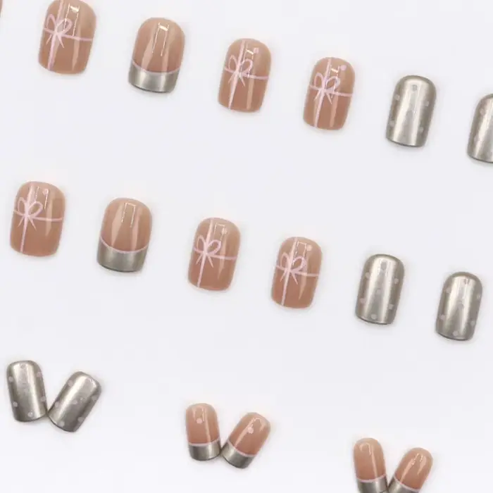 Faux ongles carrés courts pour femmes et filles
