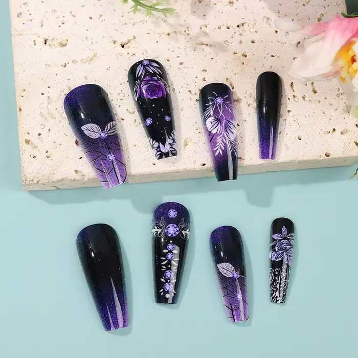 Fleur violette presse sur ongles 24 pièces amande/café portable faux ongles fleur imprimé femme bric