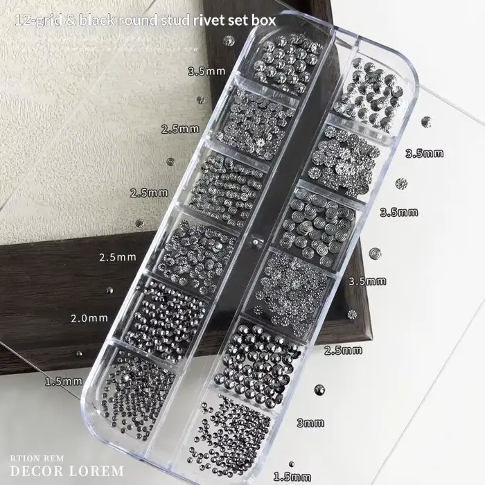12 Grilles de Charms Métalliques pour Ongles, Clous et Rivets de Nail Art d'Inspiration Punk, Access