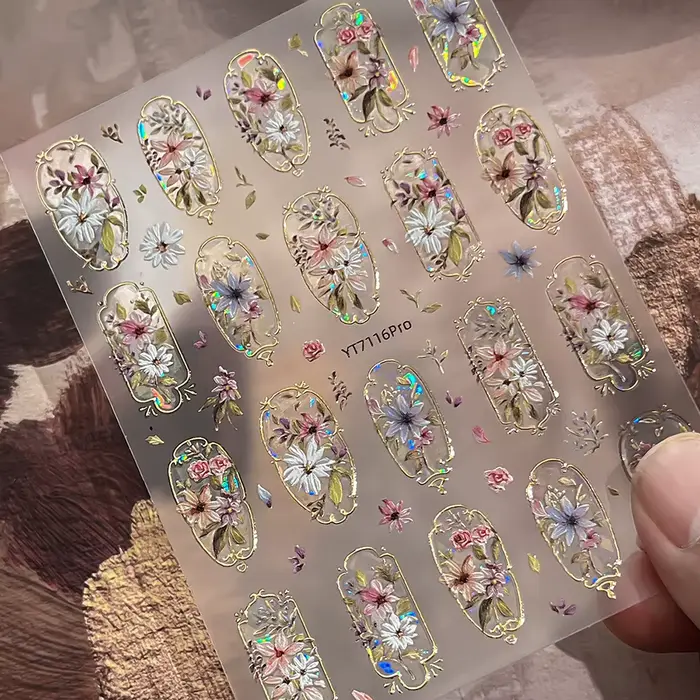 Autocollants pour ongles floraux bohèmes rétro en relief 5D à bordure dorée pour un nail art épousto