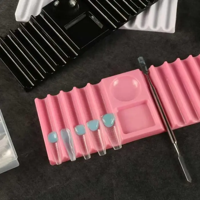 Palette de mélange et support pour nail art à double fonction, compact et léger, pour les artistes nomades et les débutants en design d'ongles