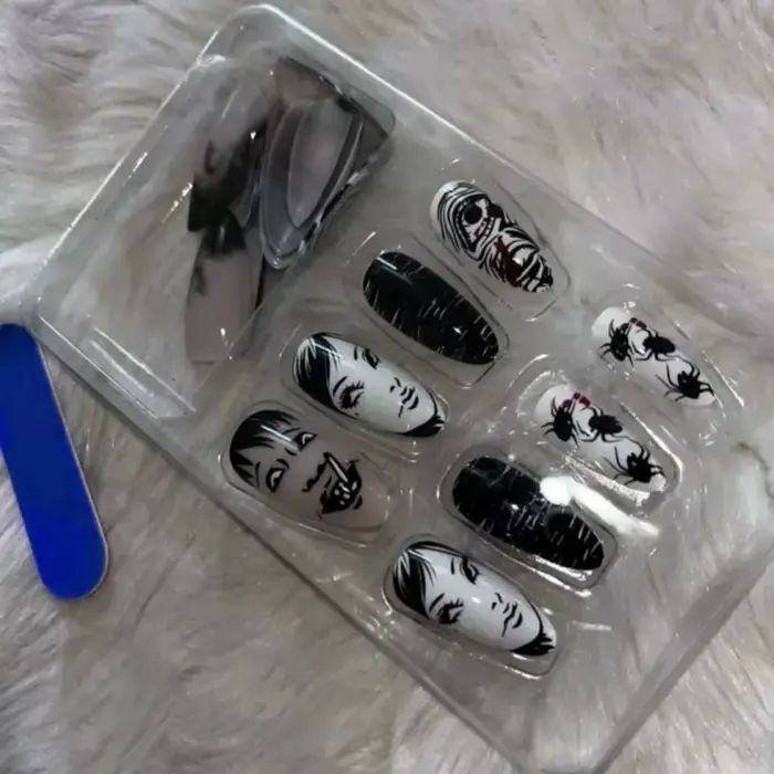Tomie-Faux Ongles Noir Brcorporelle Réutilisables pour Fille, 24 Pièces, Anime Japonais, Horreur, Ba