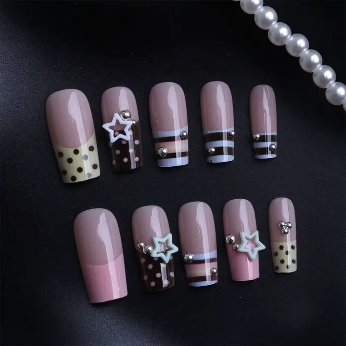 24 pièces Y2K étoiles douces presse sur ongles bleu marron rayures Style français faux