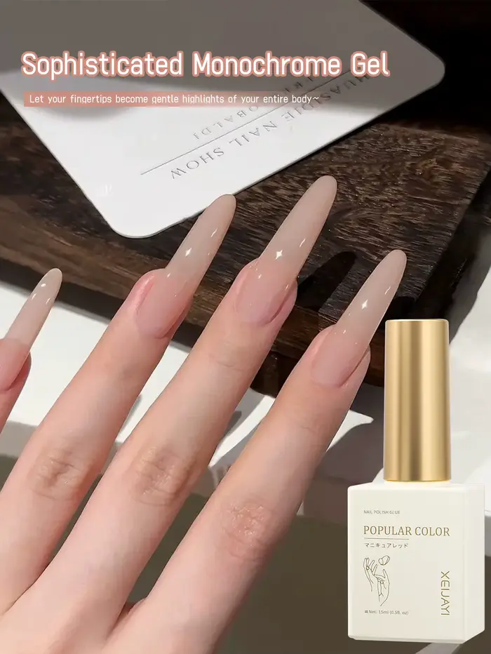 1 vernis à ongles gel nude de 15 ml avec une finition translucide et brillante. Un incontournable pour le nail art