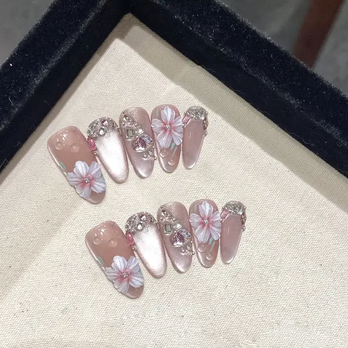 10 pièces français amande presse sur ongles fleur faux