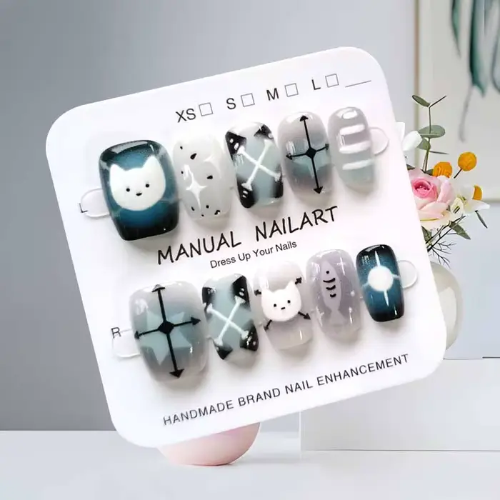 10 pièces dessin animé mignon chat noir bleu gris géométrie à la main presse sur les ongles tête car