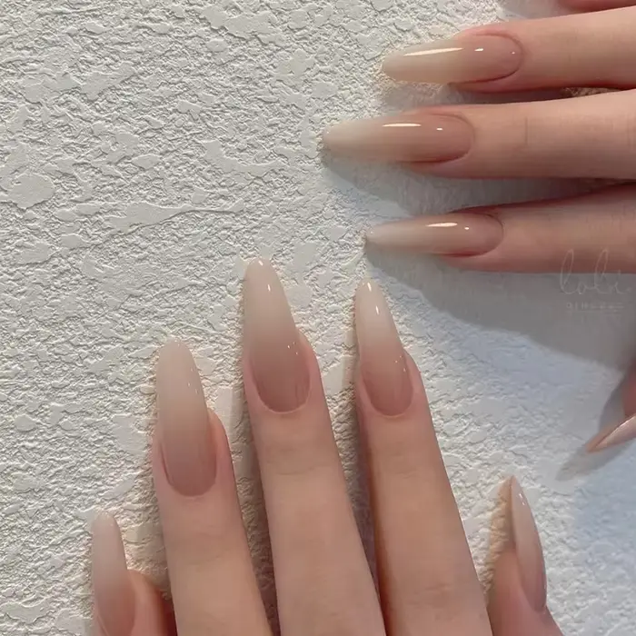 24 pièces Simple français couleur unie presse sur ongles avec gelée colle ballerine amande faux