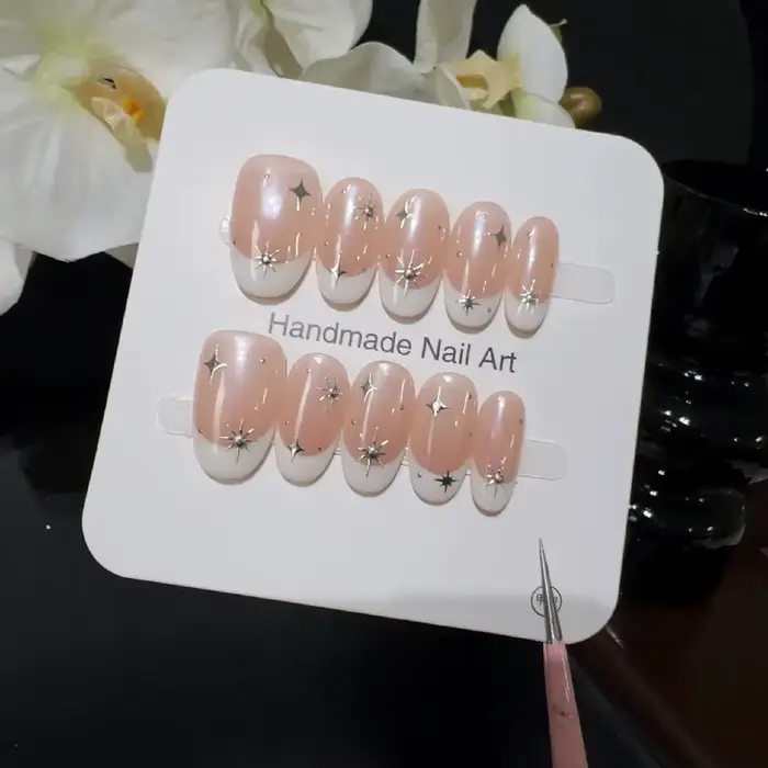 10 pièces haut de gamme Starlight petit diamant fait à la main pointe française ongles, art d'ongle 