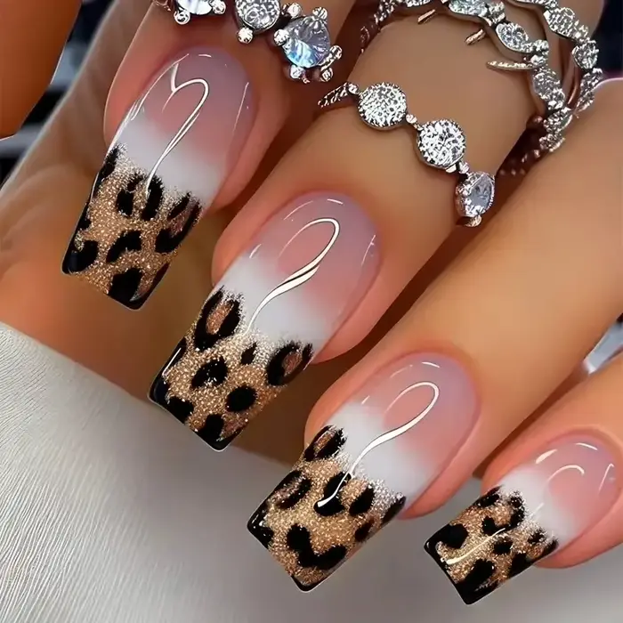 Faux ongles courts, moyens et longs