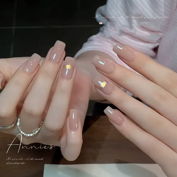 Ensemble de vernis à ongles en gel semi-translucide nude