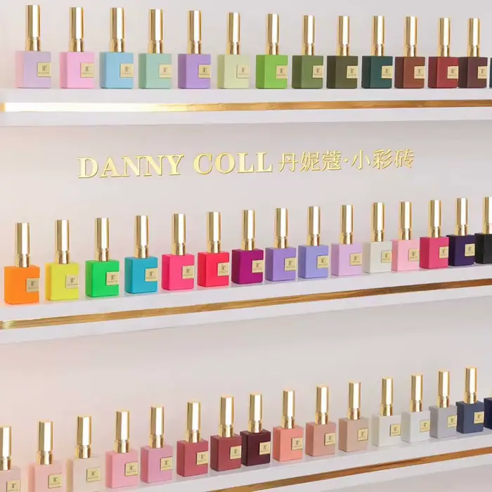 Vernis à ongles Gel 102 couleurs avec différentes bouteilles