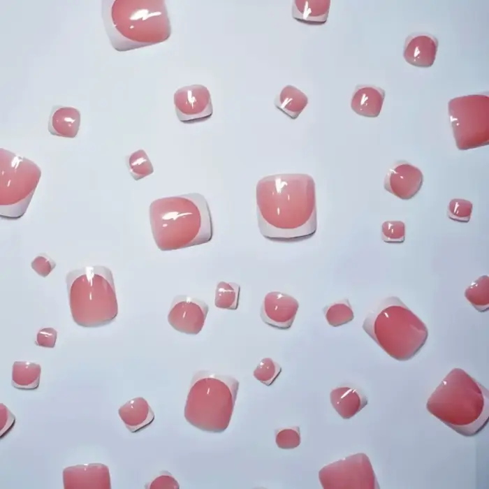 288 faux ongles courts carrés à rayures françaises blanches