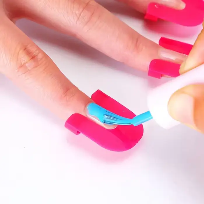 LINMANDA 26 pièces Protège-vernis à ongles en forme de U pour une application propre du vernis