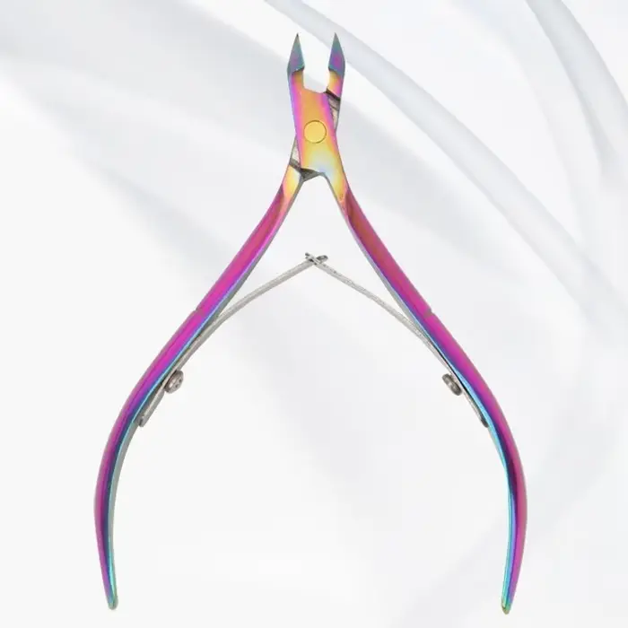 Coupe-cuticules coloré 1 pièce