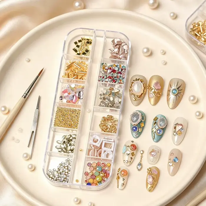 12 Grilles de Bijoux pour Ongles Style Rétro Mixte pour Décoration Artistique DIY