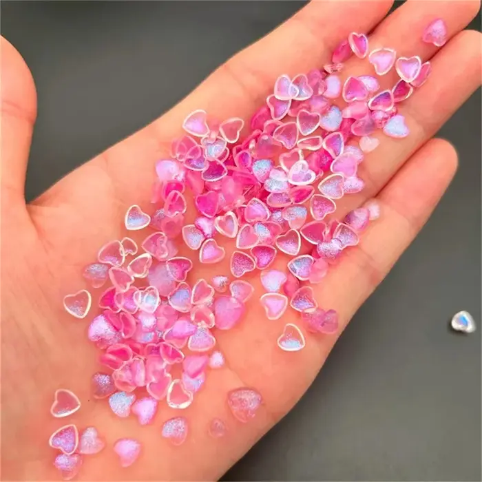 Breloques japonaises en forme de cœur pour nail art
