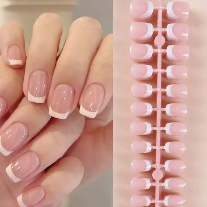 Faux ongles à presser 120 pièces, courts, carrés, style French, motif contrastant simple et amusant