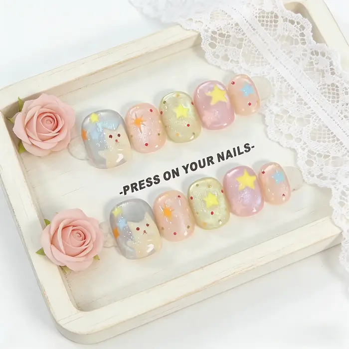 10 faux ongles courts carrés à presser