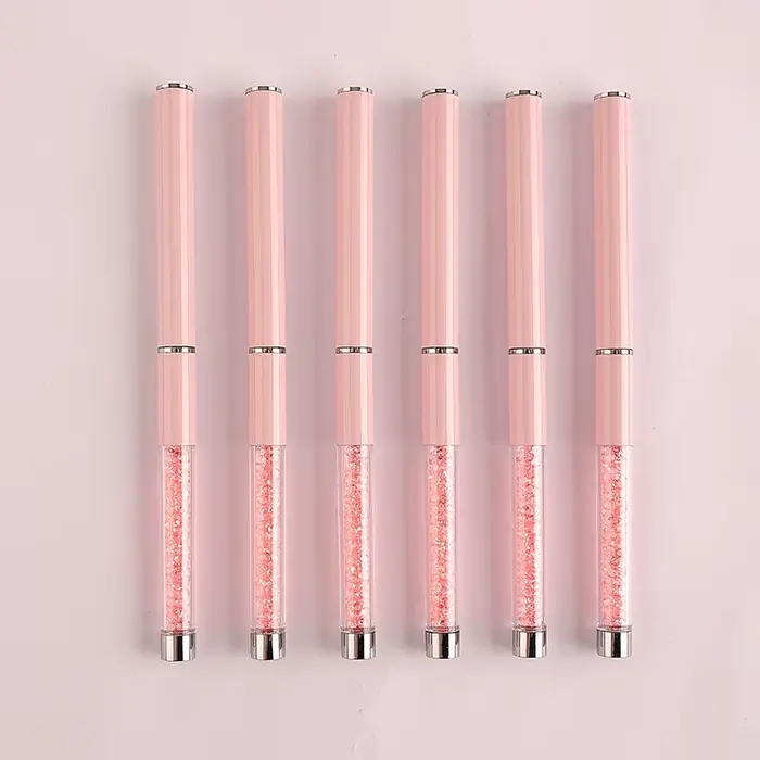 Brosse à Ongles Rose pour Salon de Manucure