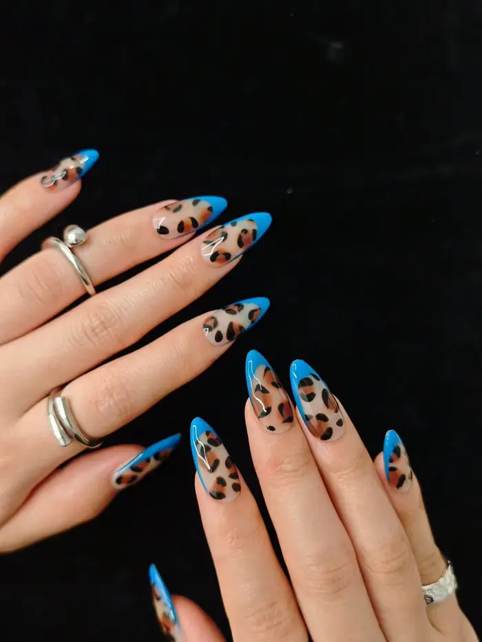 10 faux ongles à presser faits main