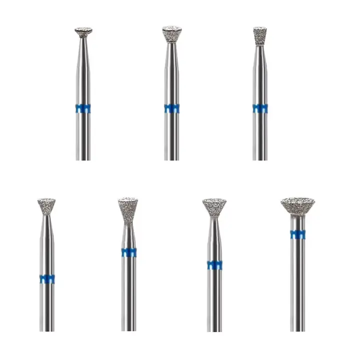 Foret à ongles pour nettoyer les cuticules