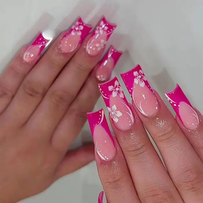 Presse à ongles Rose rouge 24 pièces