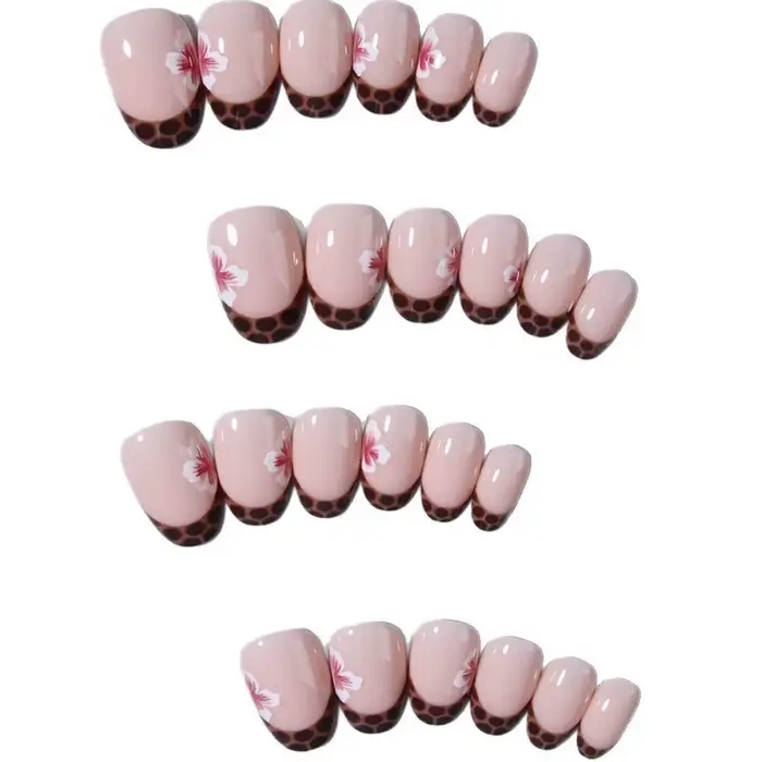 Faux ongles ambre de Style français
