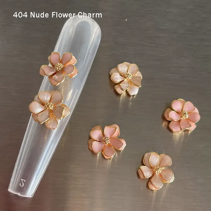 Charme de fleur de charme de fleur de charme de manucure