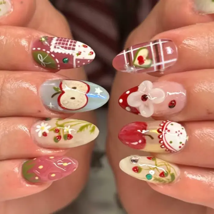 24 pièces mignon amande presse sur ongles dessin animé pomme fraise doux rose Plaid modèles français faux